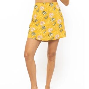Rusty‎ mini skirt XS, Y2K coconut girl mustard yellow gold, tropical print